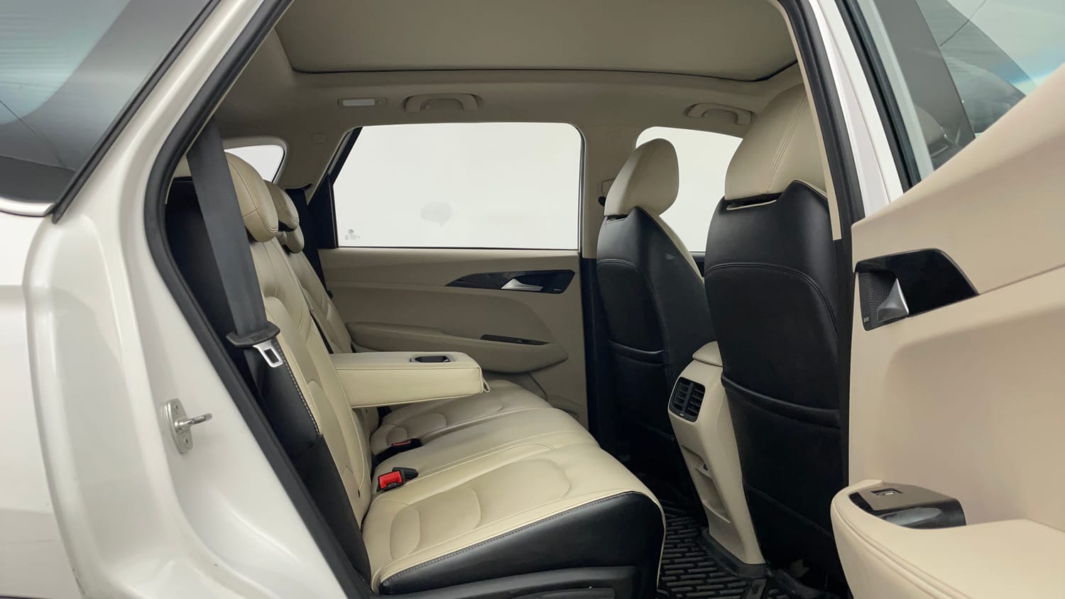 Used 2021 MG Motors Hector Sharp 1.5 Petrol CVT Petrol Automatic interior RIGHT SIDE REAR DOOR CABIN VIEW