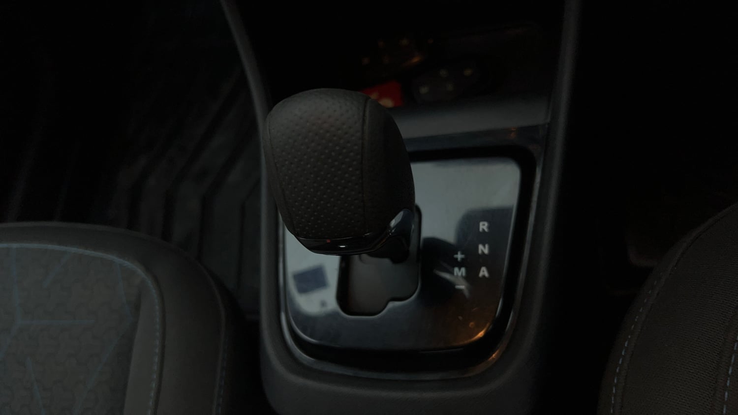 Used 2023 Tata Punch Creative AMT Petrol Automatic interior GEAR  KNOB VIEW
