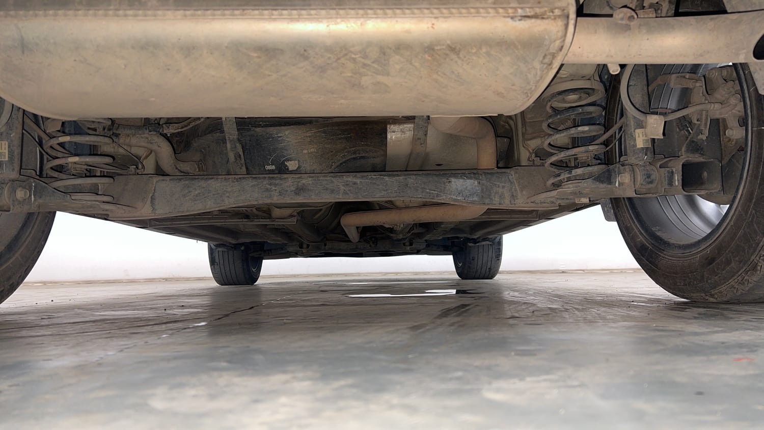 Used 2019 Kia Seltos HTK Plus AT 1.5 Diesel Diesel Automatic extra REAR UNDERBODY VIEW (TAKEN FROM REAR)