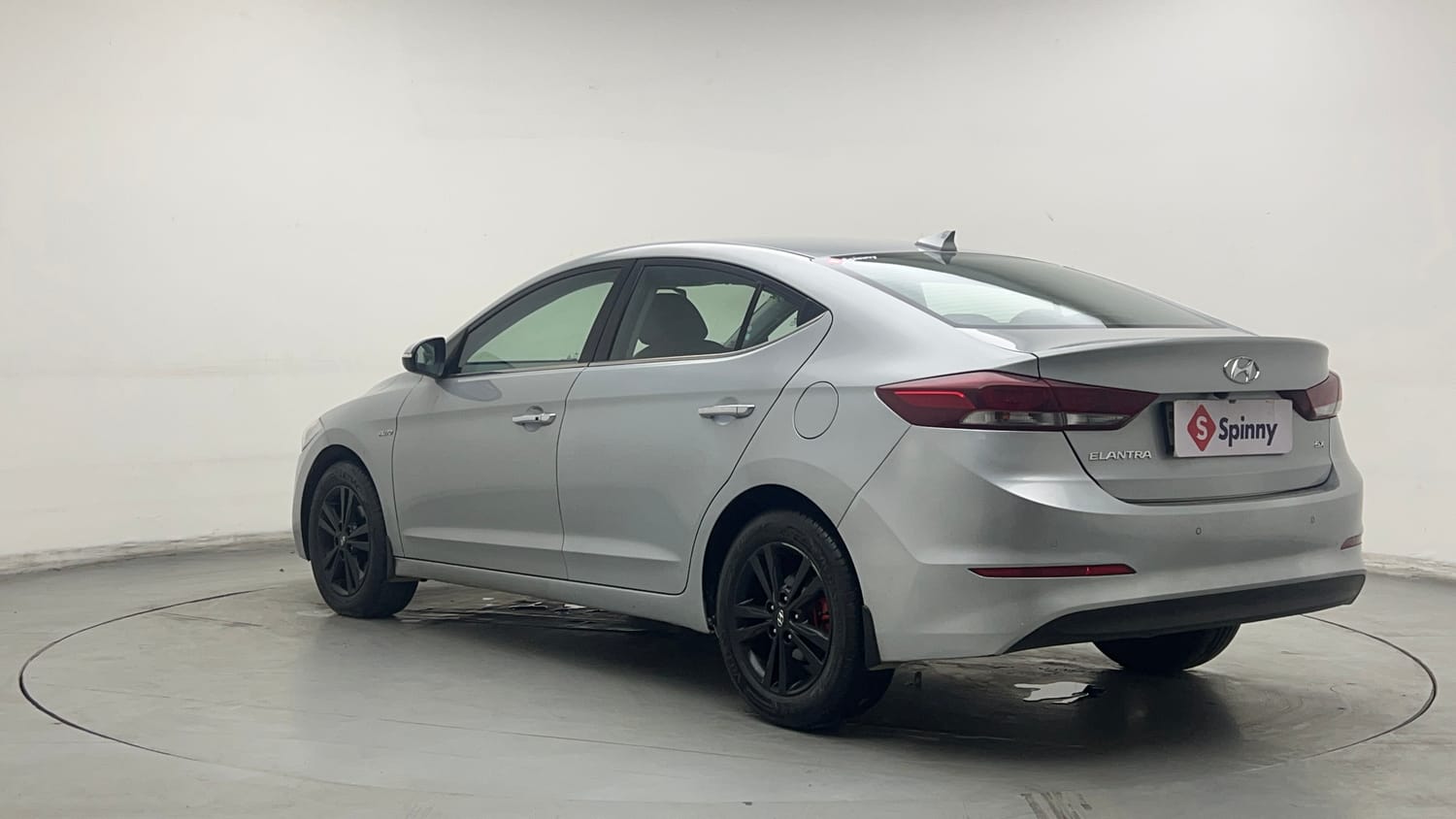 Used 2019 Hyundai Elantra 2.0 SX (O) AT Petrol Automatic exterior LEFT REAR CORNER VIEW