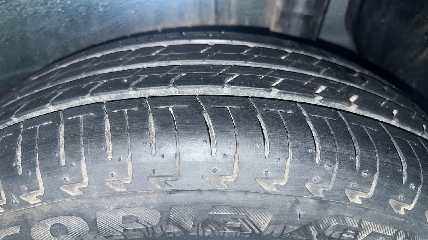 Used 2024 Maruti Suzuki Ignis Sigma 1.2 MT Petrol Manual tyres LEFT REAR TYRE TREAD VIEW