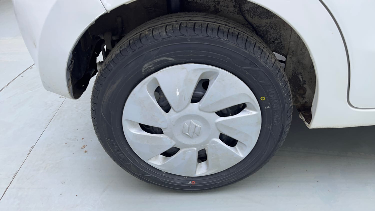 Used 2018 Maruti Suzuki Celerio ZXi (O) AMT Petrol Automatic tyres RIGHT REAR TYRE RIM VIEW