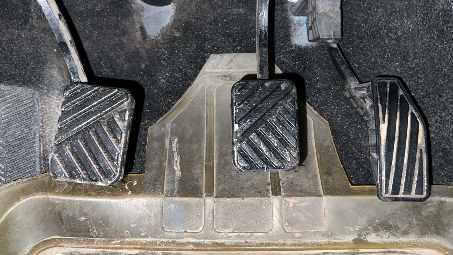 Used 2017 Maruti Suzuki Baleno Delta 1.2 Petrol Manual interior PEDALS VIEW