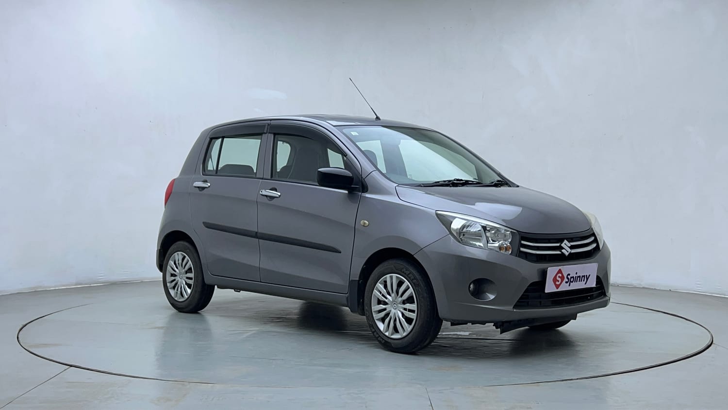 Used 2016 Maruti Suzuki Celerio VXi Petrol Manual exterior RIGHT FRONT CORNER VIEW