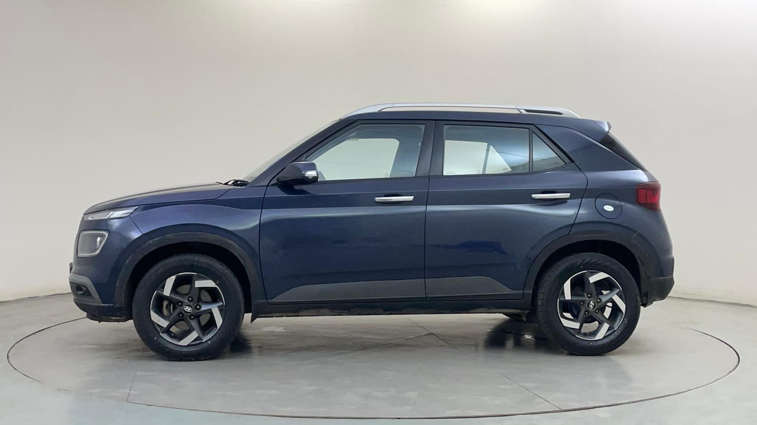 Used 2019 Hyundai Venue SX Plus 1.0 Turbo DCT Petrol Automatic exterior LEFT SIDE VIEW