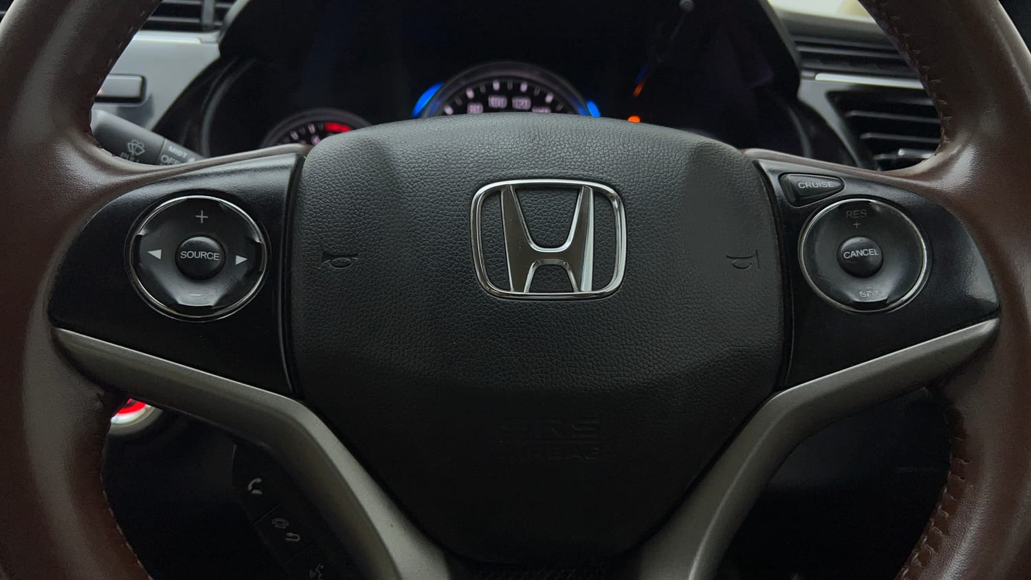 Used 2022 Honda City 4th Generation V Petrol Petrol Manual top_features Airbags