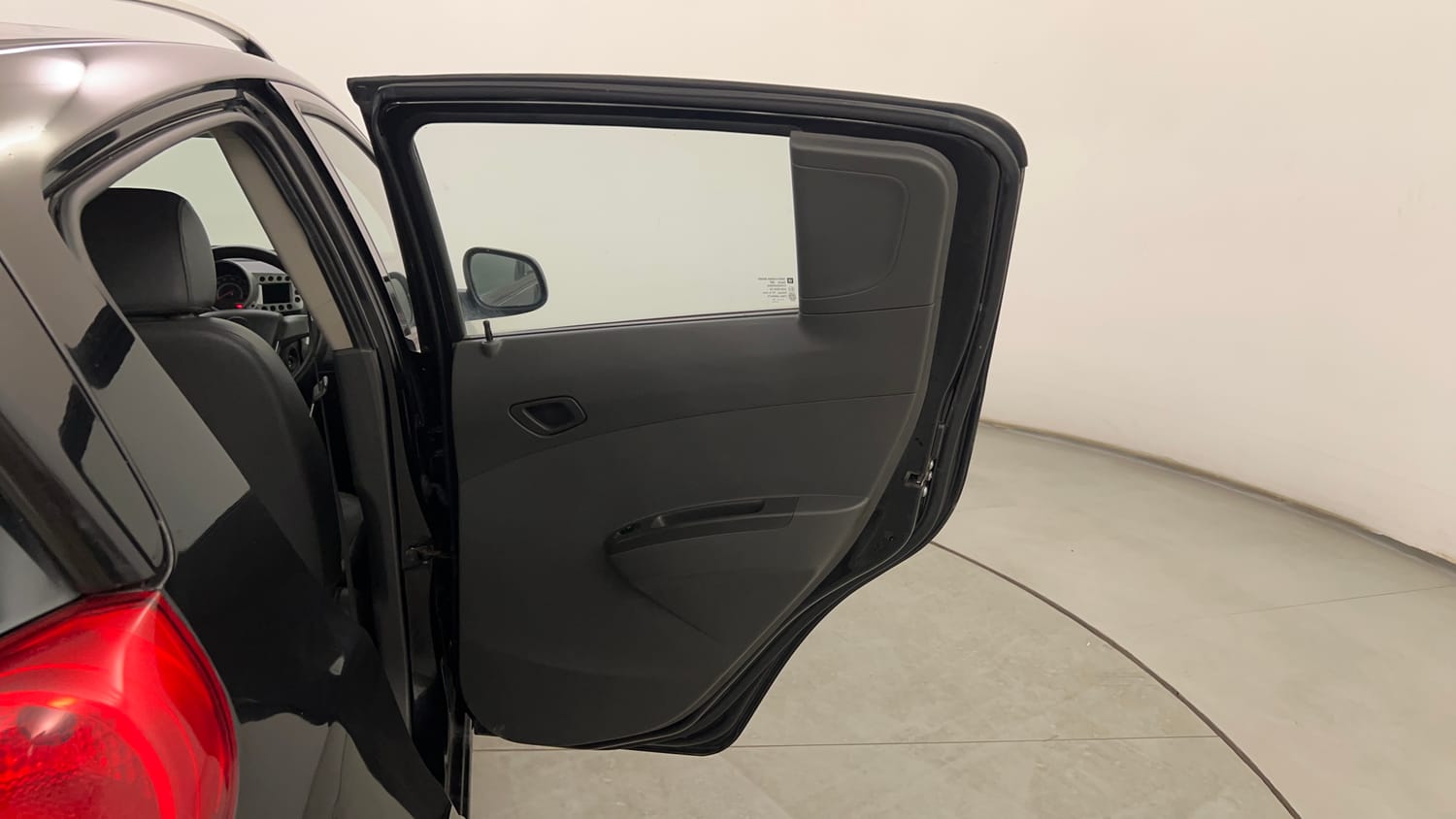 Used 2014 Chevrolet Beat LT Petrol Petrol Manual interior RIGHT REAR DOOR OPEN VIEW