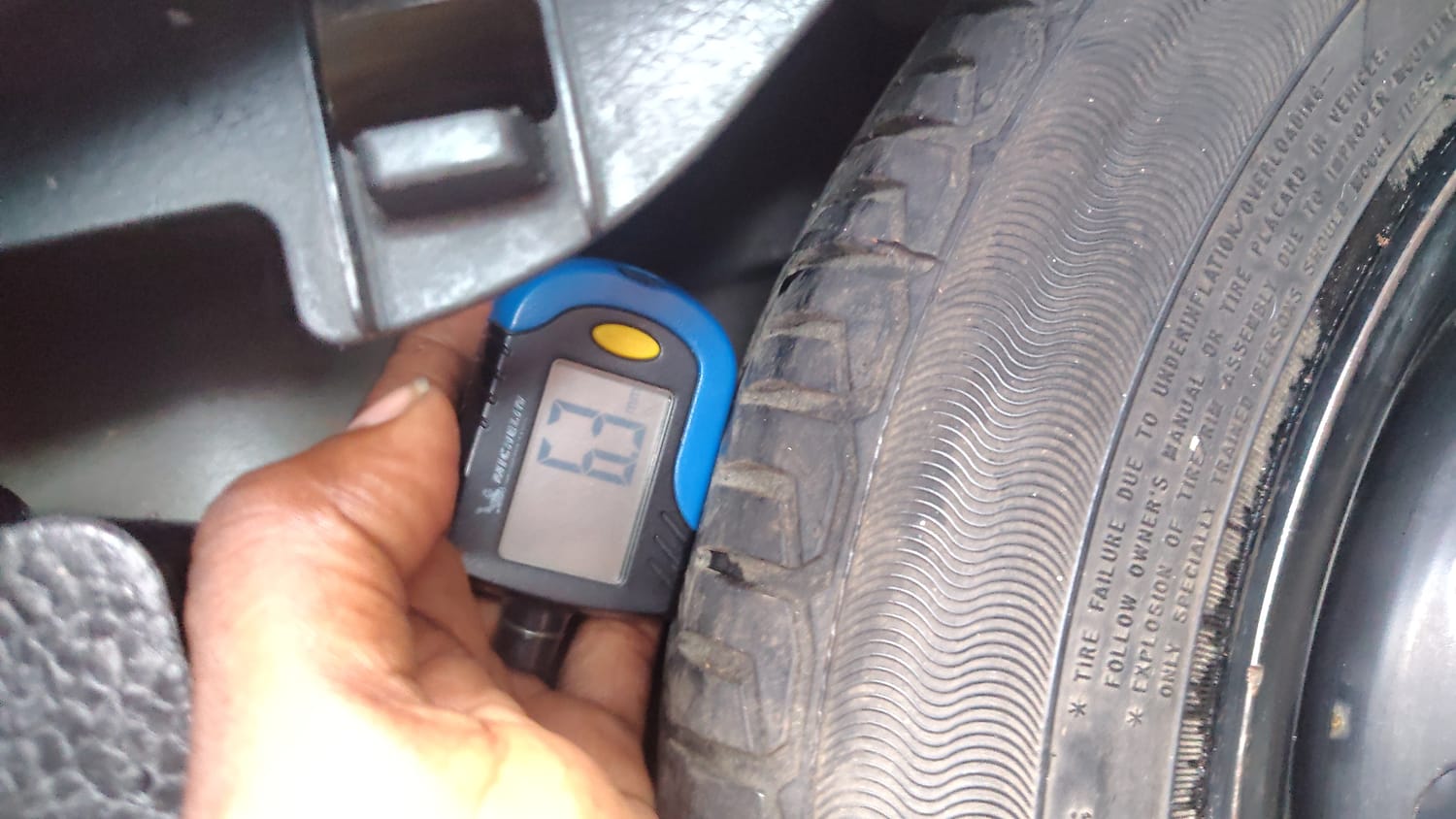 Used 2016 Maruti Suzuki Wagon R 1.0 VXI AMT Petrol Automatic tyres SPARE TYRE VIEW