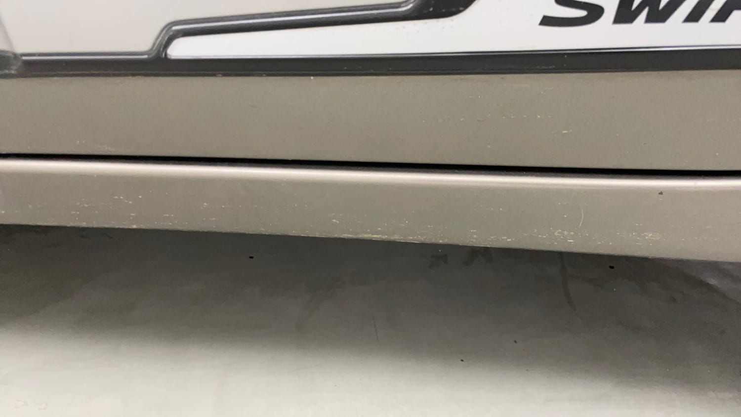 Used 2019 Maruti Suzuki Swift VXi AMT Petrol Automatic dents MINOR SCRATCH