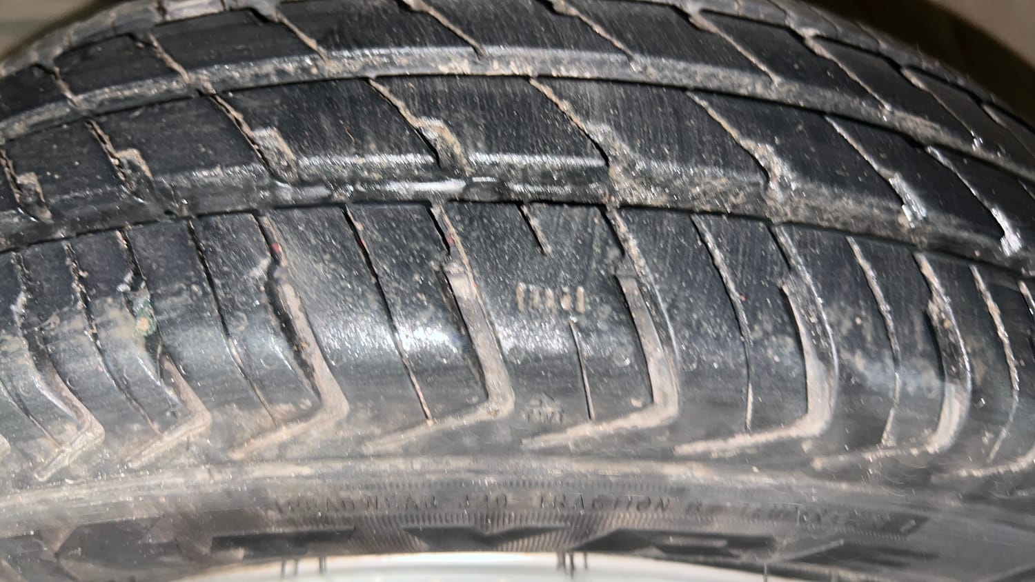 Used 2024 Maruti Suzuki Alto K10 VXi Plus AGS Petrol Automatic tyres LEFT FRONT TYRE TREAD VIEW