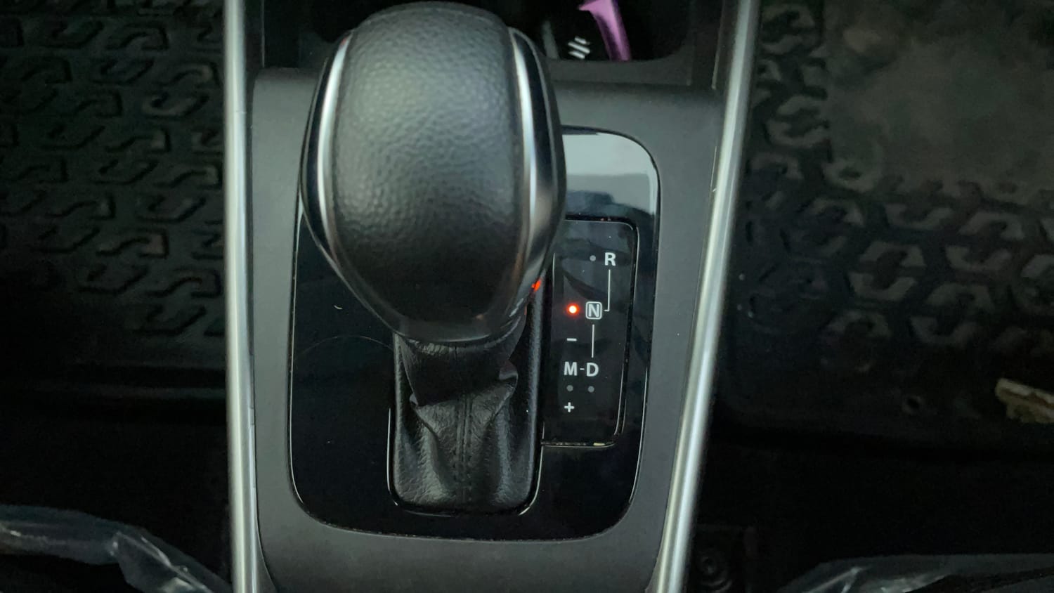 Used 2024 Maruti Suzuki Baleno Zeta AGS Petrol Automatic interior GEAR  KNOB VIEW