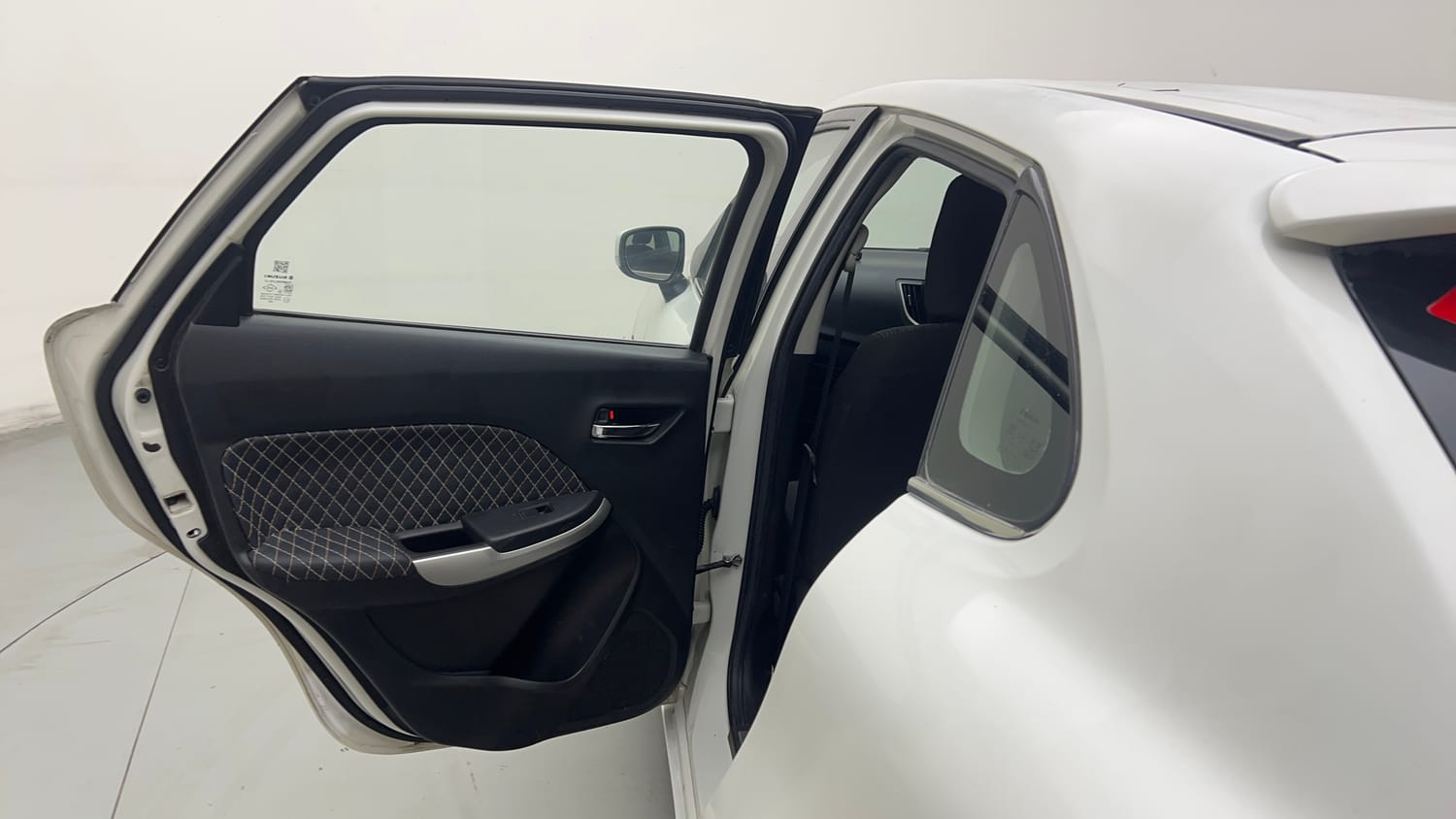 Used 2017 Maruti Suzuki Baleno Delta 1.2 Petrol Manual interior LEFT REAR DOOR OPEN VIEW