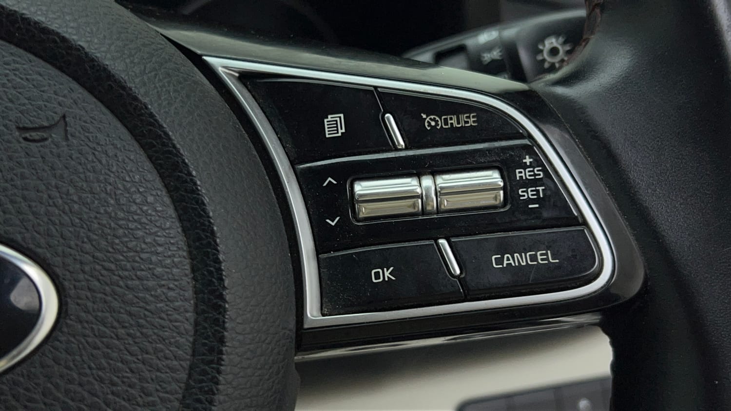 Used 2019 kia Seltos GTX Plus DCT 1.4 Petrol Automatic top_features Cruise control