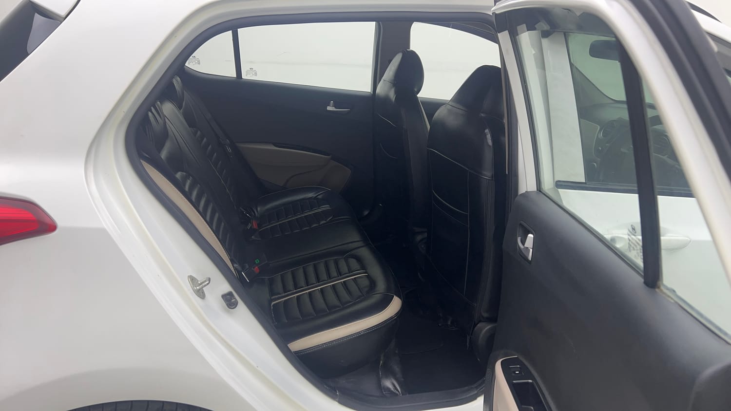 Used 2019 Hyundai Grand i10 Sportz 1.2 Kappa VTVT CNG (Outside Fitted) Cng Manual interior RIGHT SIDE REAR DOOR CABIN VIEW