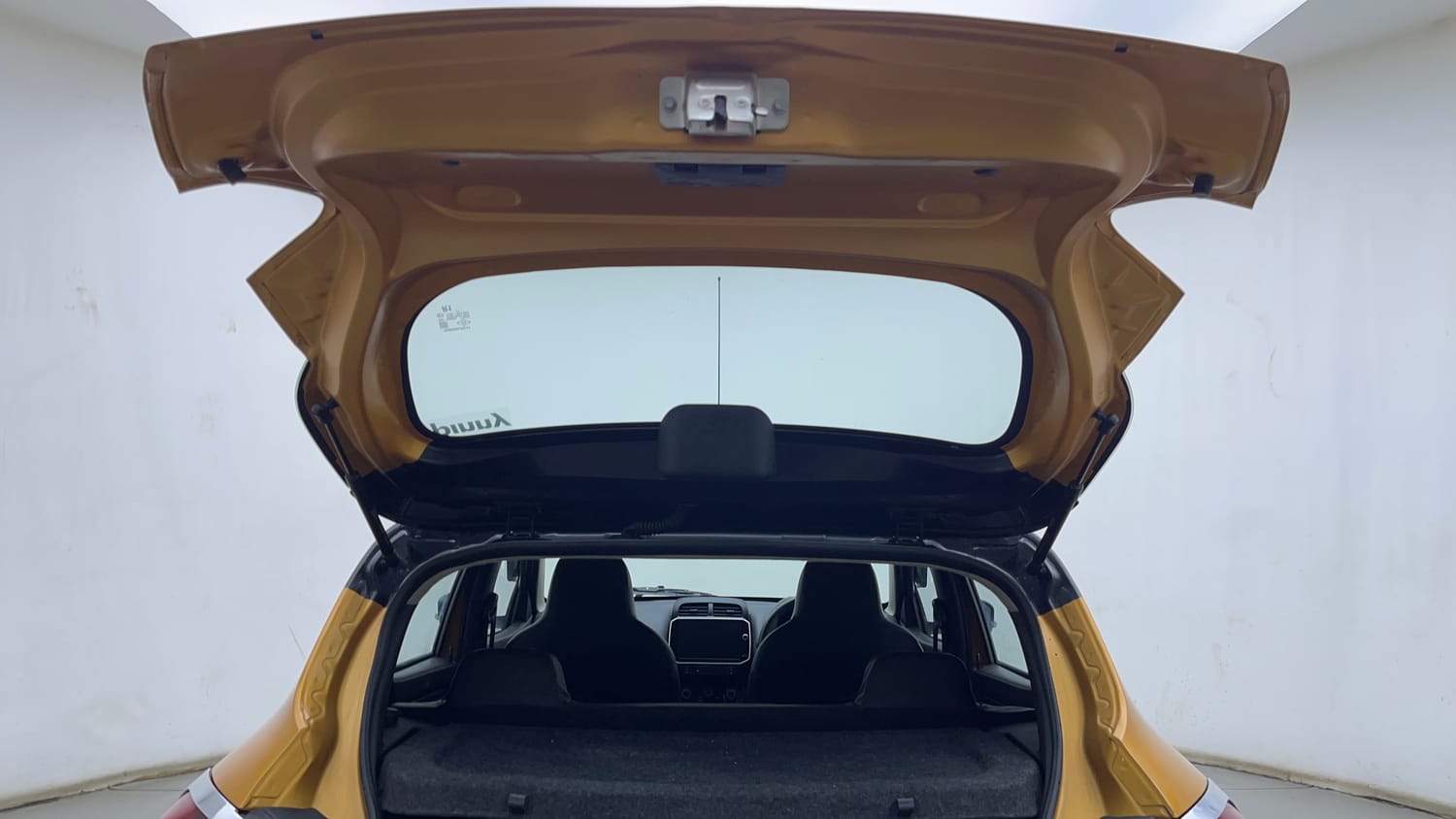 Used 2022 Renault Kwid CLIMBER AMT Petrol Automatic interior DICKY DOOR OPEN VIEW