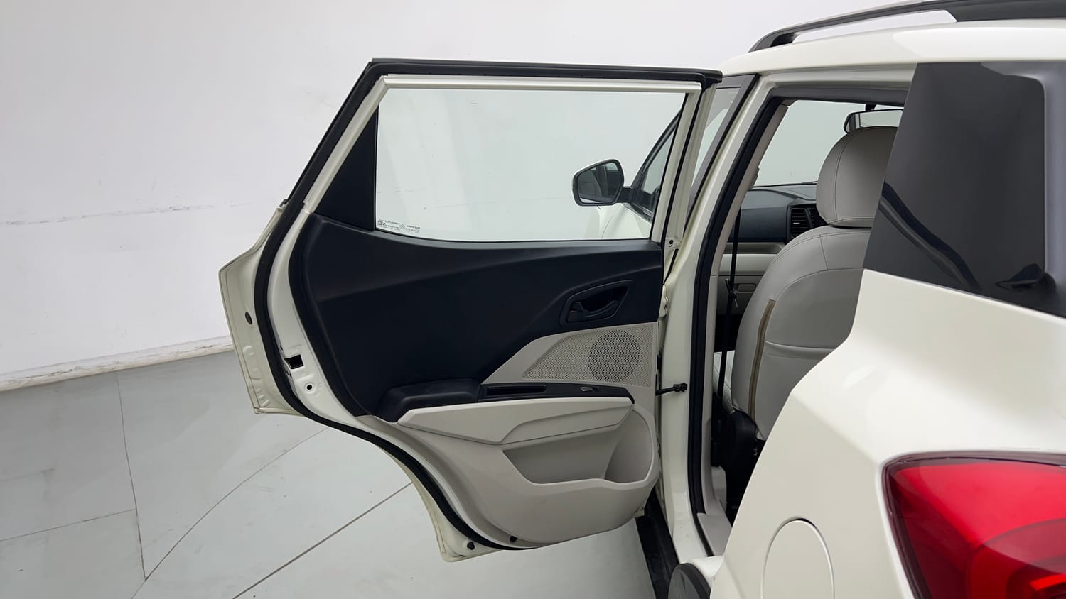 Used 2022 Mahindra XUV 300 W6 1.5 Diesel Diesel Manual interior LEFT REAR DOOR OPEN VIEW