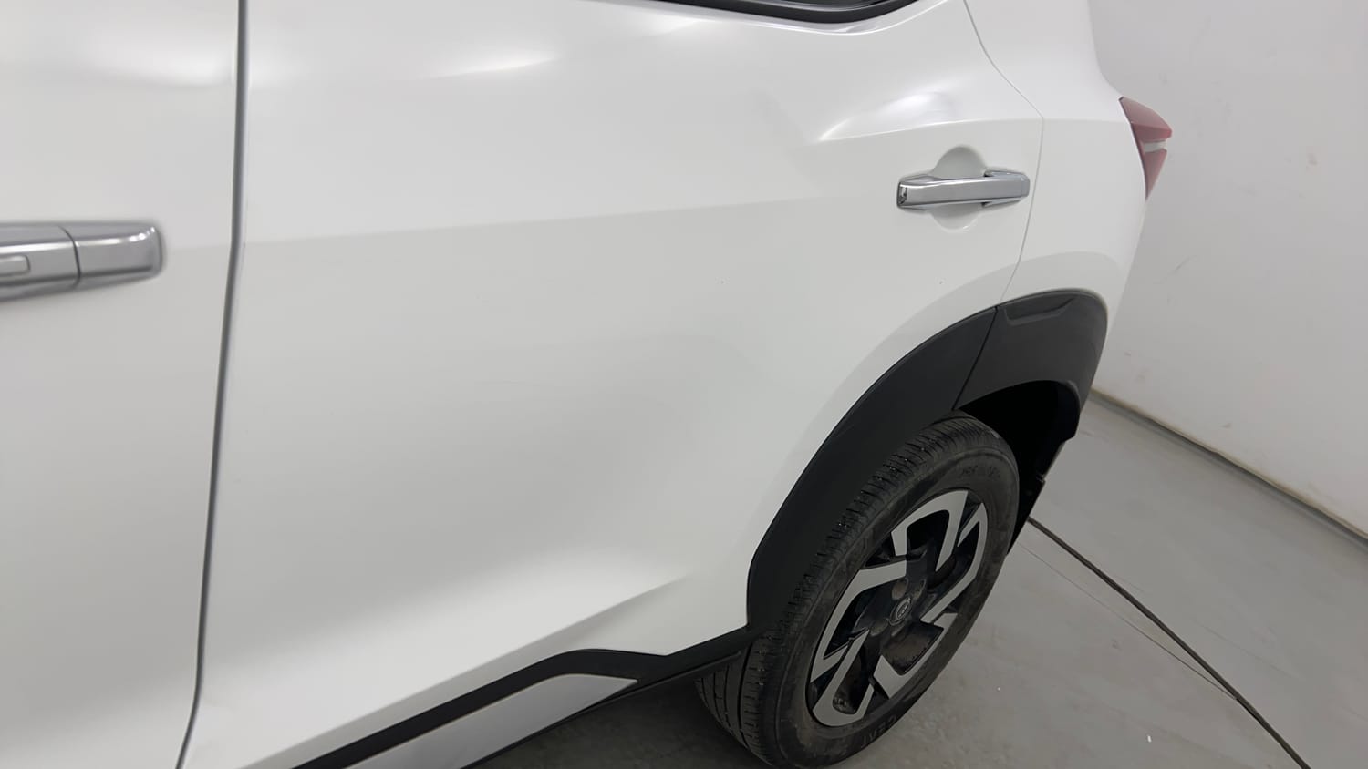 Used 2023 Nissan Magnite XV Petrol Manual dents MINOR DENT