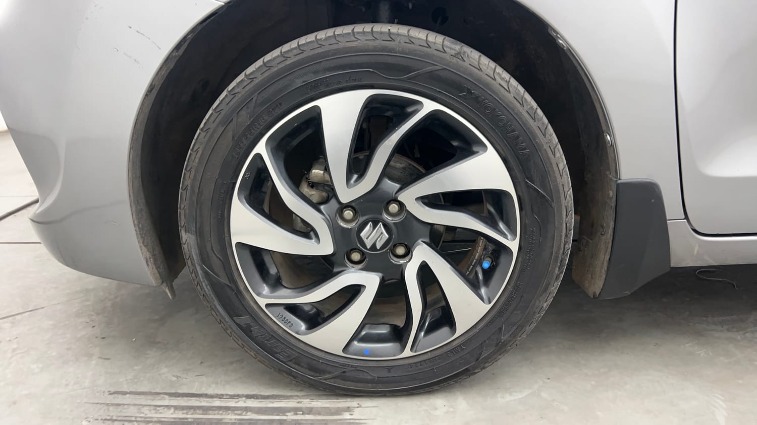Used 2020 Maruti Suzuki Baleno Alpha Automatic Petrol Automatic tyres LEFT FRONT TYRE RIM VIEW