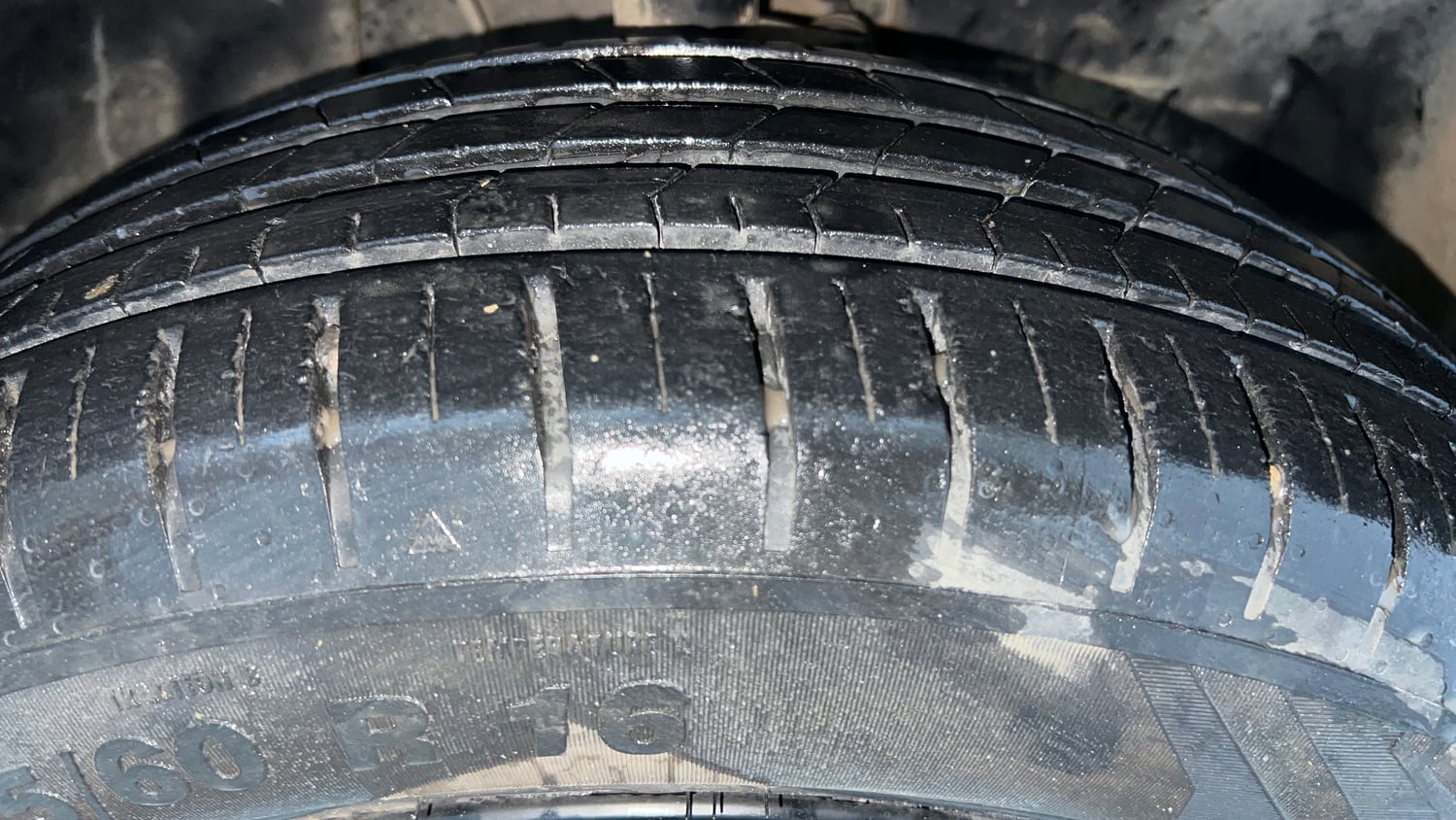 Used 2023 Tata Punch Creative AMT Petrol Automatic tyres RIGHT FRONT TYRE TREAD VIEW