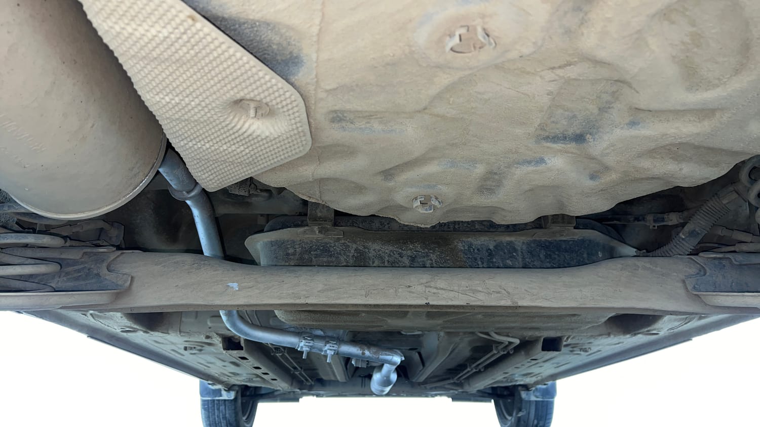 Used 2022 Nissan Magnite XE Petrol Manual extra REAR UNDERBODY VIEW (TAKEN FROM REAR)