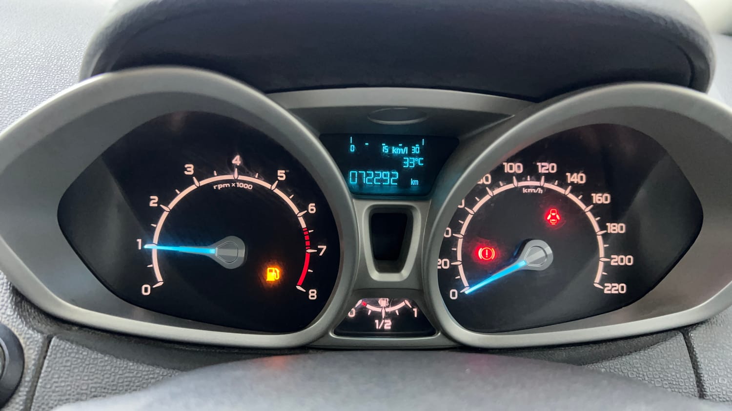 Used 2014 Ford EcoSport Titanium 1.0 Ecoboost (Opt) Petrol Manual interior CLUSTERMETER VIEW