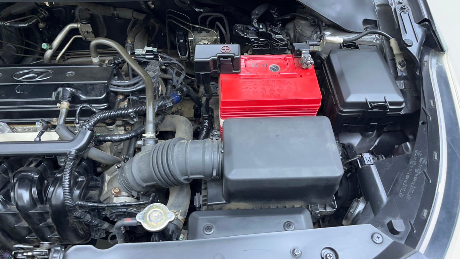 Used 2016 Hyundai Elite i20 Asta 1.2 Petrol Manual engine ENGINE LEFT SIDE VIEW