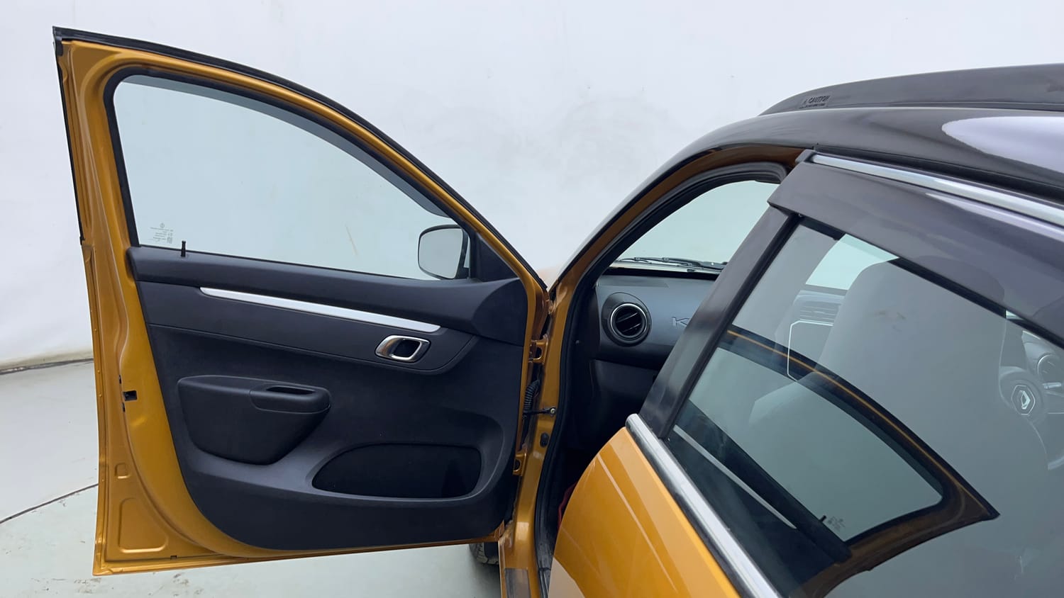 Used 2022 Renault Kwid CLIMBER AMT Petrol Automatic interior LEFT FRONT DOOR OPEN VIEW