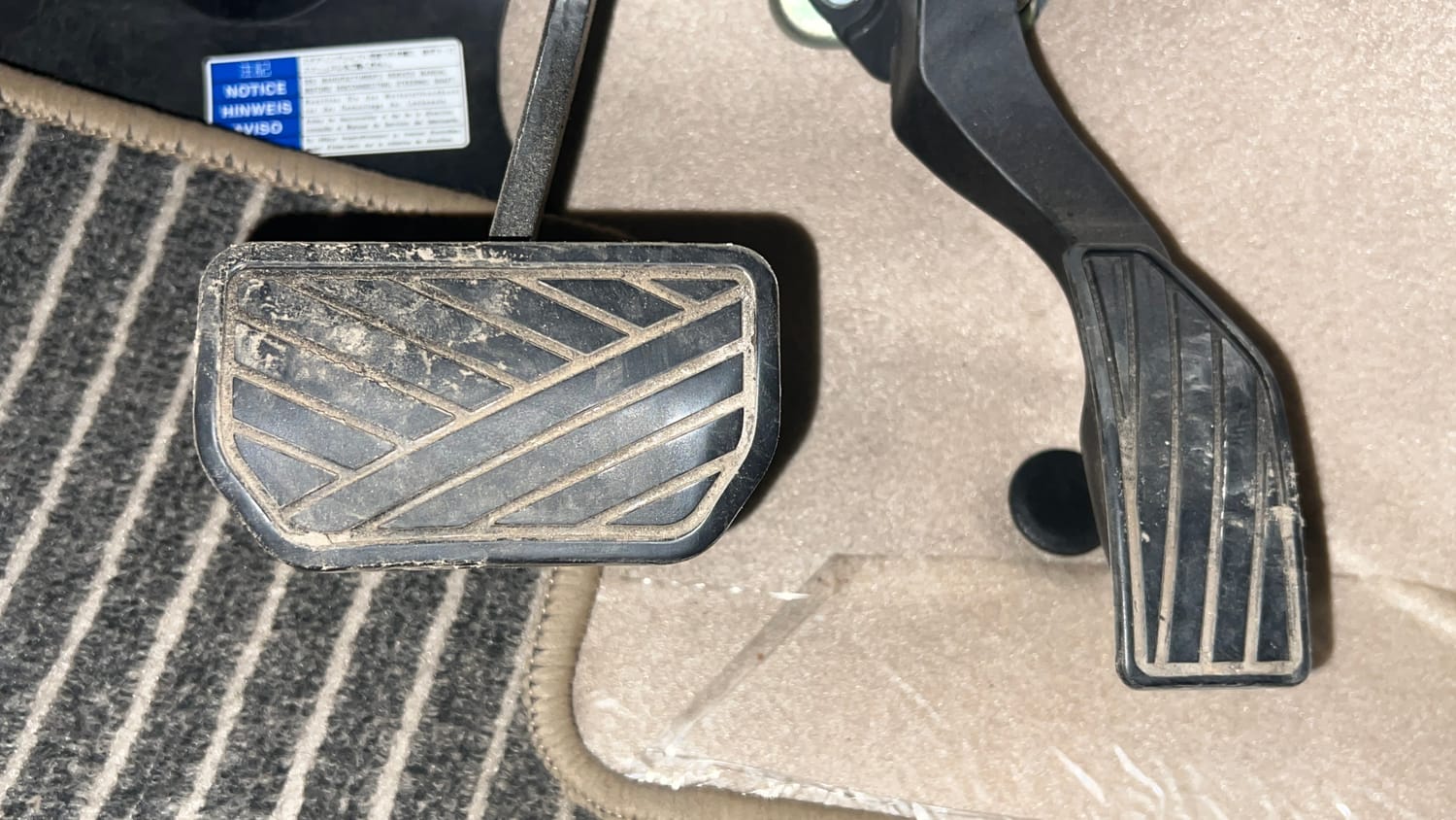 Used 2024 Maruti Suzuki Ciaz Zeta 1.5 AT Petrol Automatic interior PEDALS VIEW