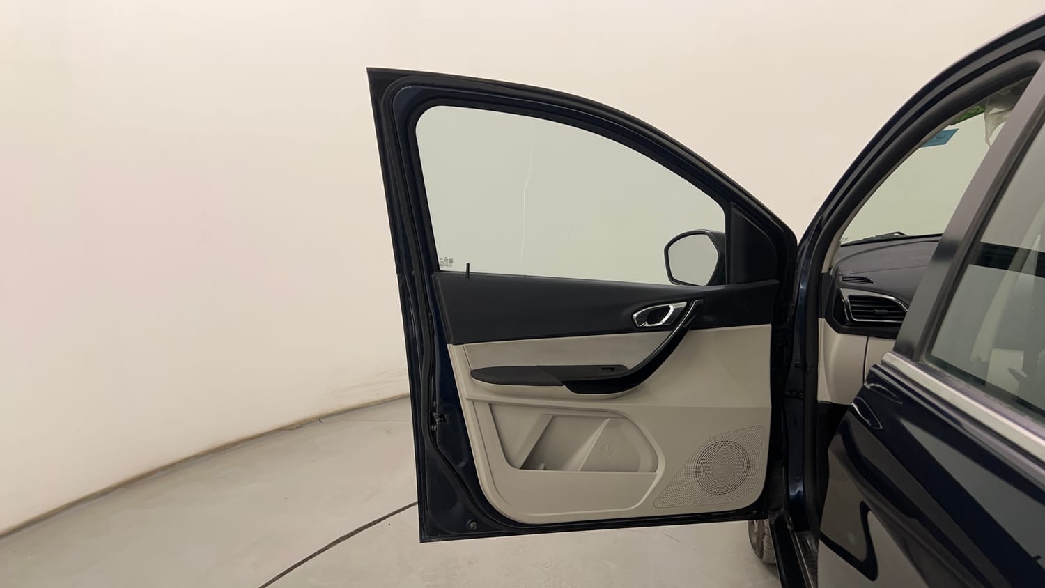 Used 2022 Tata Tigor XZ Plus CNG Cng Manual interior LEFT FRONT DOOR OPEN VIEW