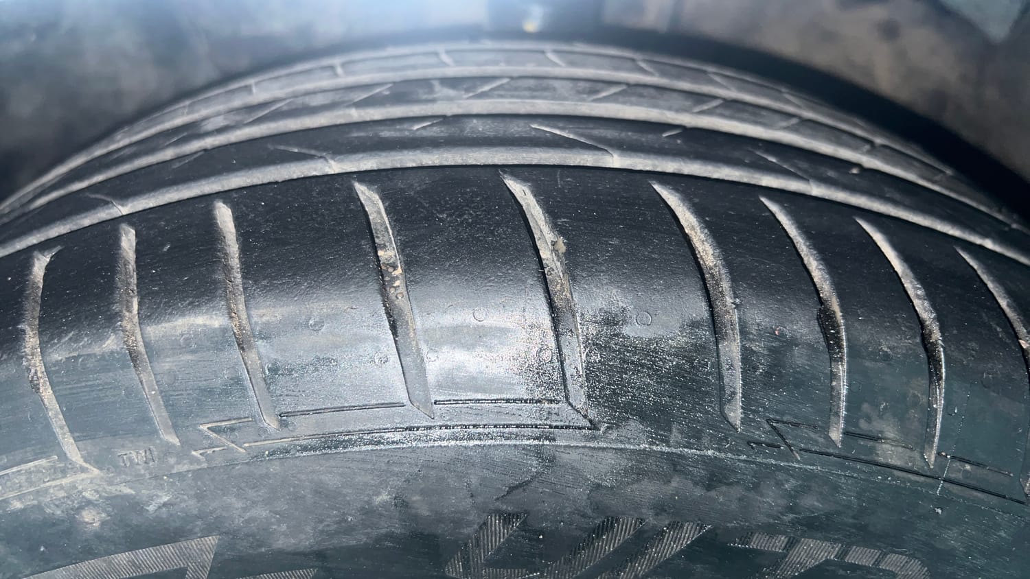 Used 2019 Hyundai Elantra 2.0 SX (O) AT Petrol Automatic tyres LEFT FRONT TYRE TREAD VIEW