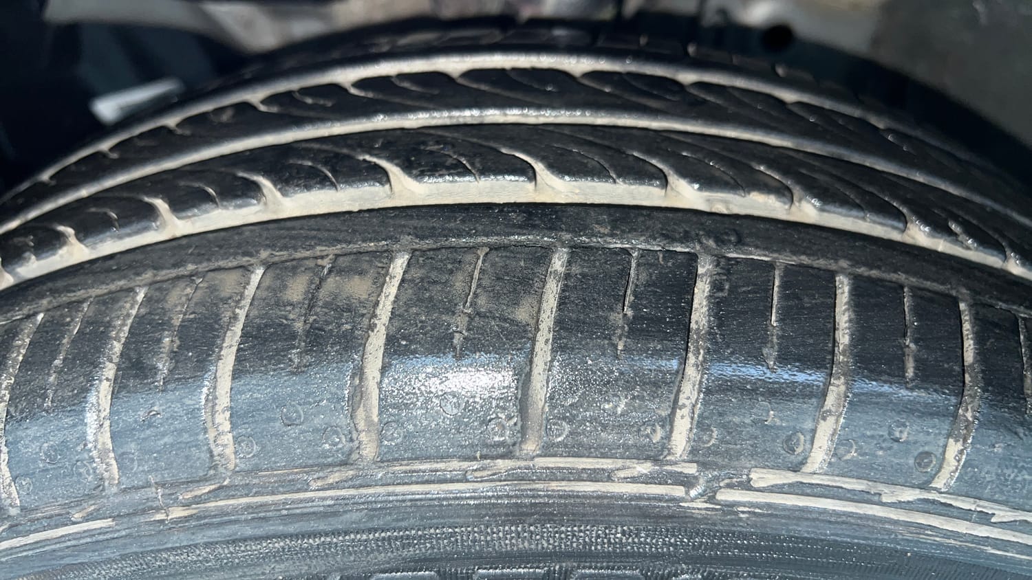 Used 2022 Honda City 4th Generation V Petrol Petrol Manual tyres LEFT FRONT TYRE TREAD VIEW