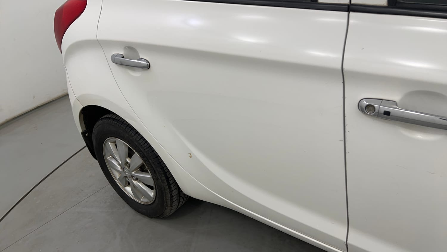 Used 2012 Hyundai i20 Asta 1.2 Petrol Manual dents MINOR DENT