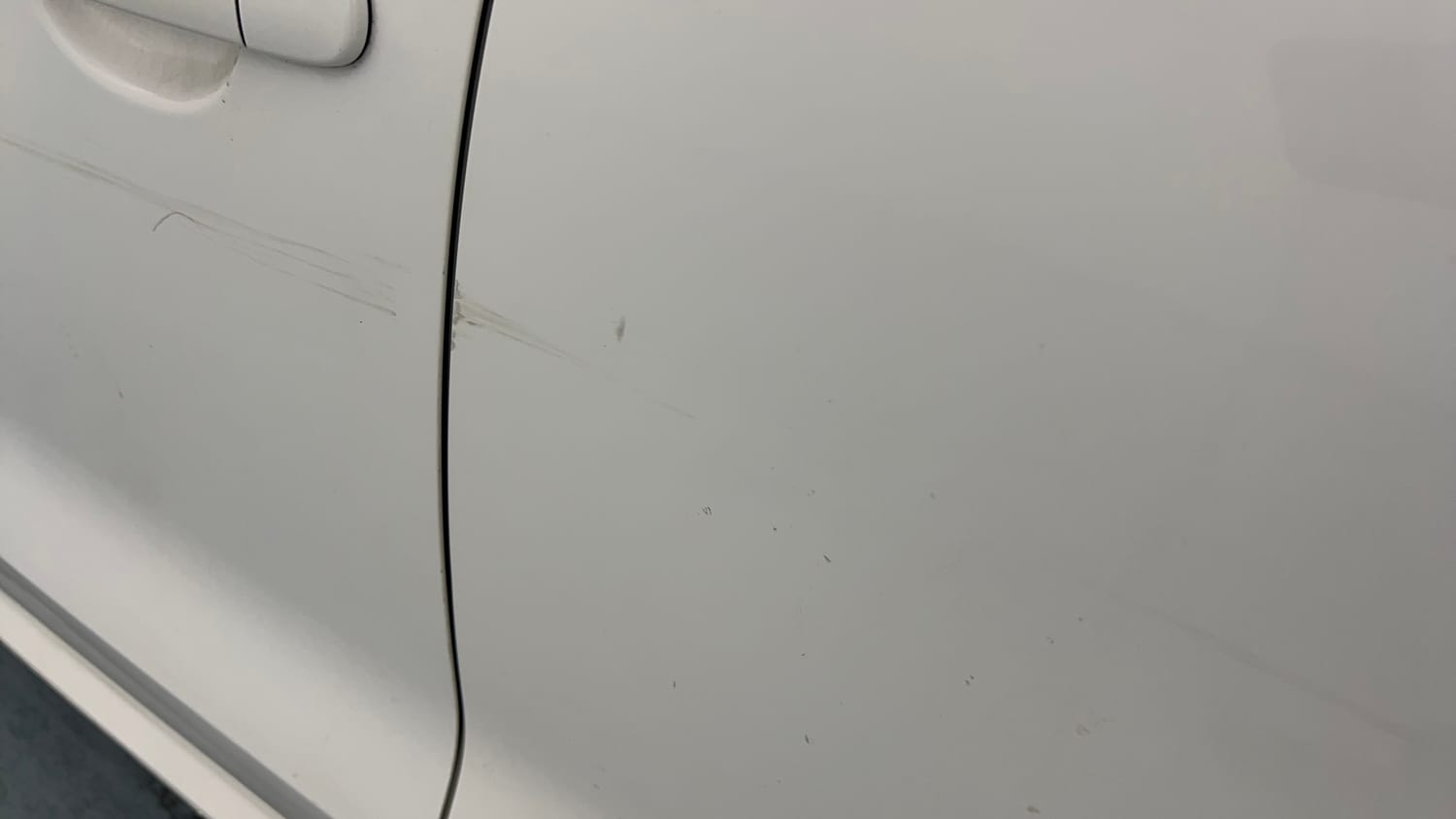 Used 2014 Volkswagen Polo Highline1.2L (P) Petrol Manual dents MINOR DENT
