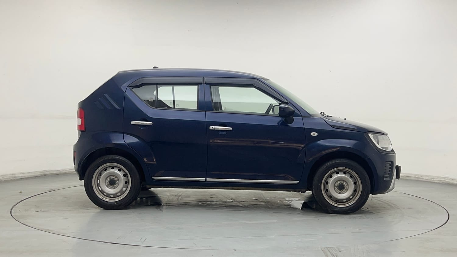Used 2024 Maruti Suzuki Ignis Sigma 1.2 MT Petrol Manual exterior RIGHT SIDE VIEW