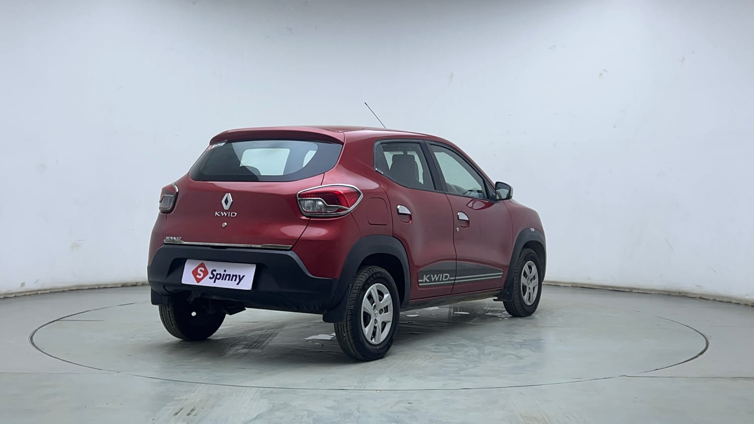Used 2018 Renault Kwid RXT (O) 1.0 SCE Edition Petrol Manual exterior RIGHT REAR CORNER VIEW