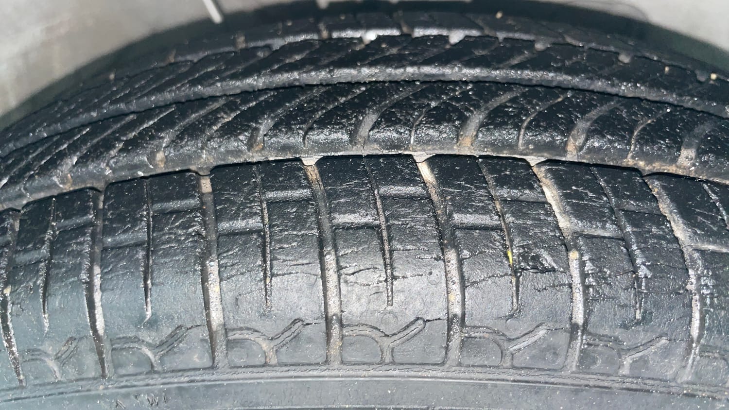 Used 2021 Hyundai Santro Magna Petrol Manual tyres RIGHT FRONT TYRE TREAD VIEW