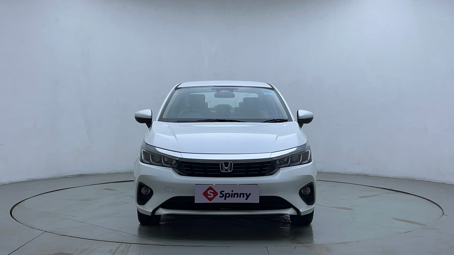 Used 2024 Honda City V Petrol CVT Petrol Automatic exterior FRONT VIEW