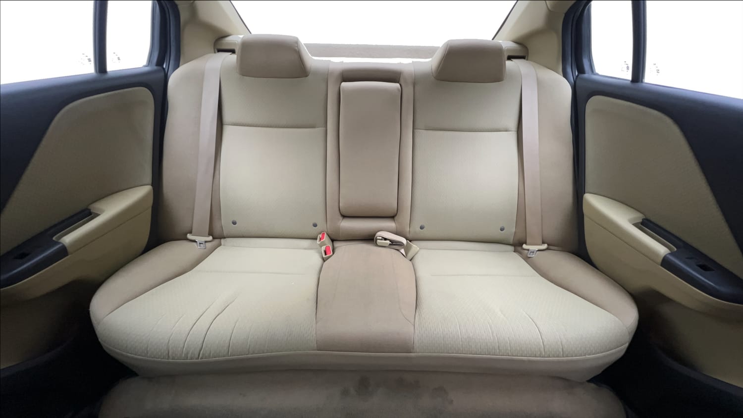 Used 2022 Honda City 4th Generation V Petrol Petrol Manual interior REAR SEAT CONDITION VIEW