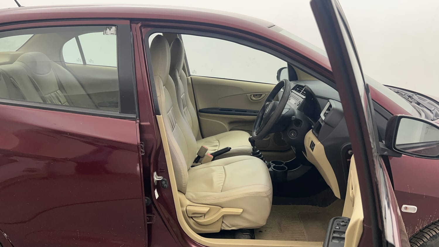 Used 2017 Honda Amaze 1.2 S i-VTEC Petrol Manual interior RIGHT SIDE FRONT DOOR CABIN VIEW