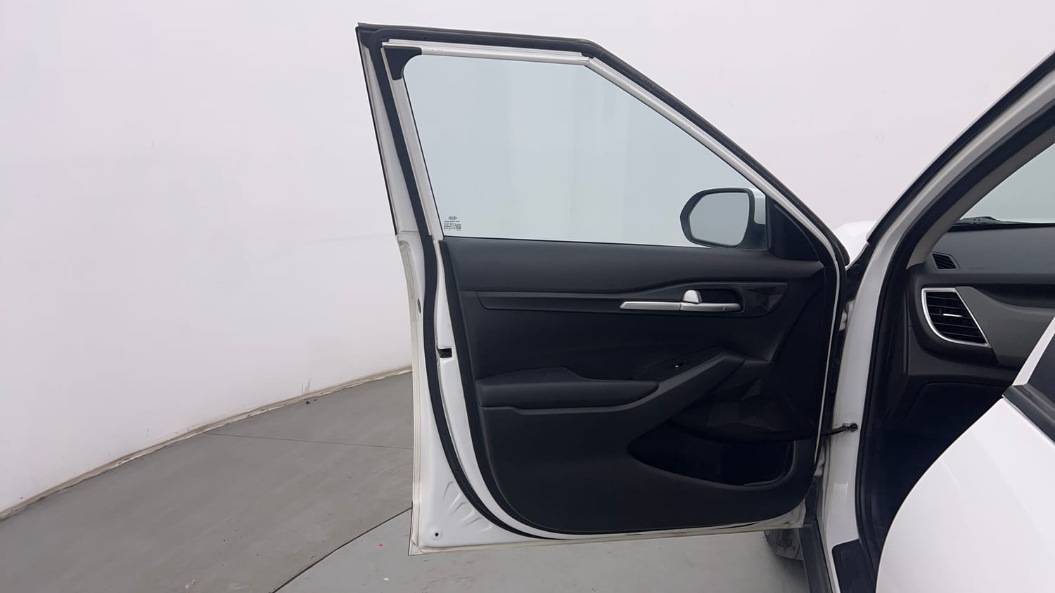 Used 2019 Kia Seltos HTK Plus AT 1.5 Diesel Diesel Automatic interior LEFT FRONT DOOR OPEN VIEW