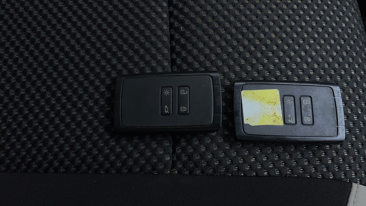 Used 2021 Renault Triber RXZ Petrol Manual extra CAR KEY VIEW