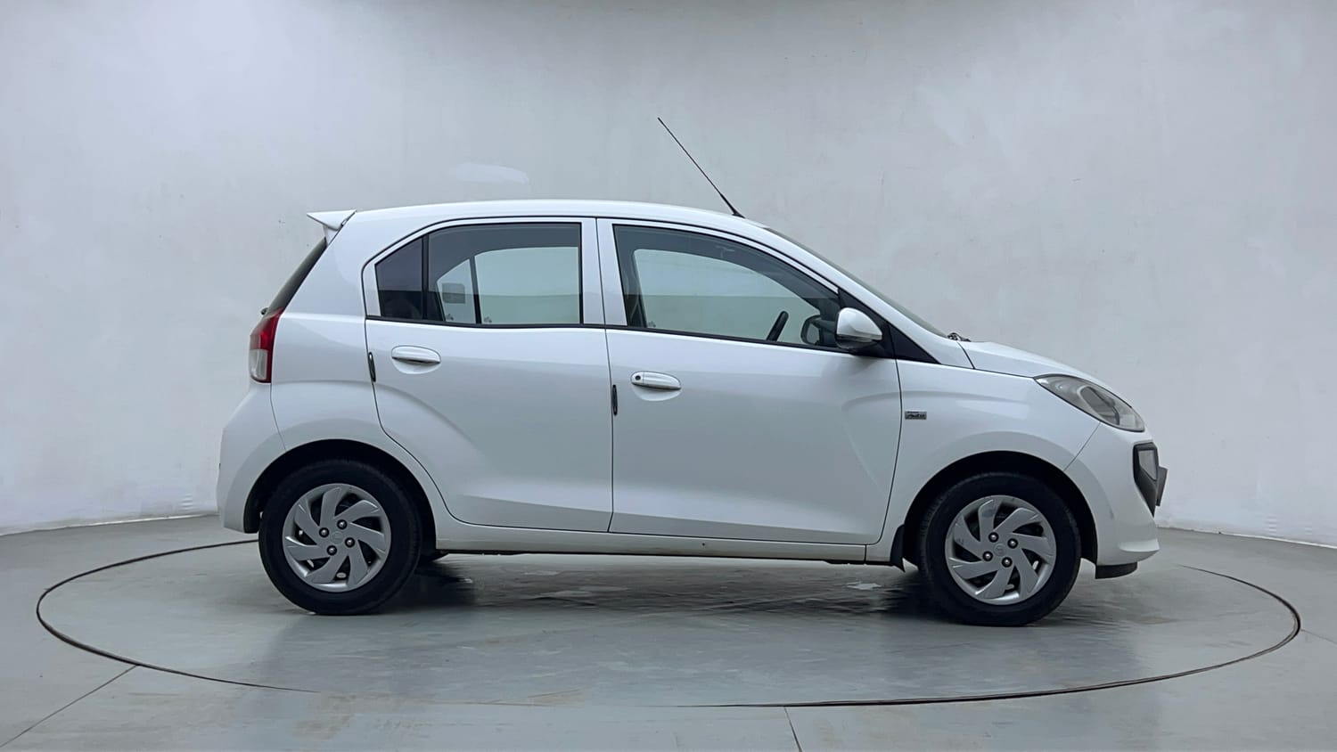 Used 2021 Hyundai Santro Asta AMT Petrol Automatic exterior RIGHT SIDE VIEW