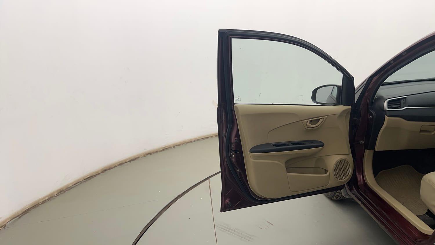 Used 2017 Honda Amaze 1.2 S i-VTEC Petrol Manual interior LEFT FRONT DOOR OPEN VIEW