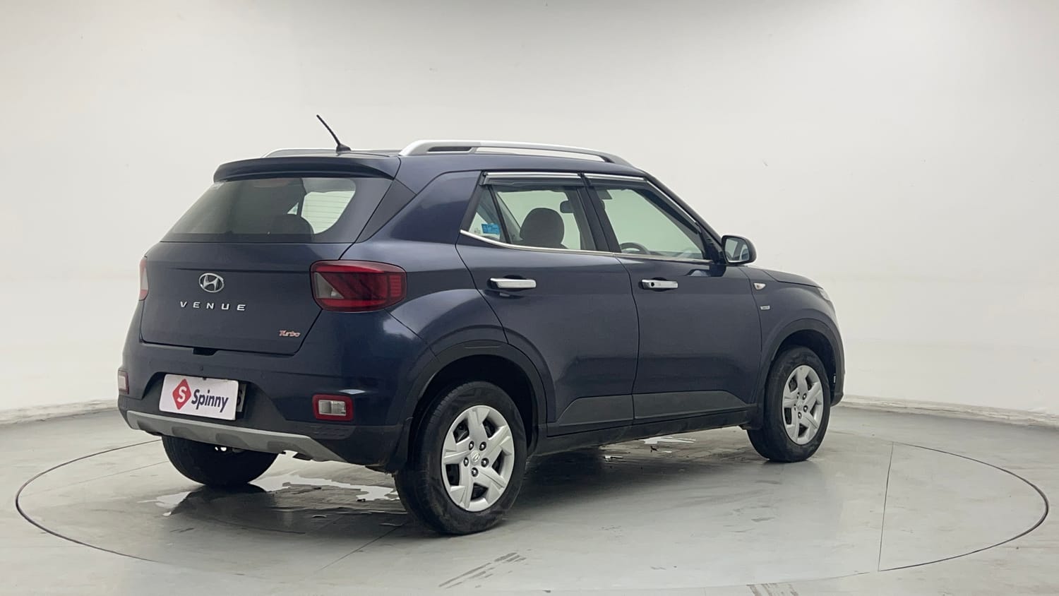 Used 2020 Hyundai Venue S 1.0 Turbo DCT Petrol Automatic exterior RIGHT REAR CORNER VIEW