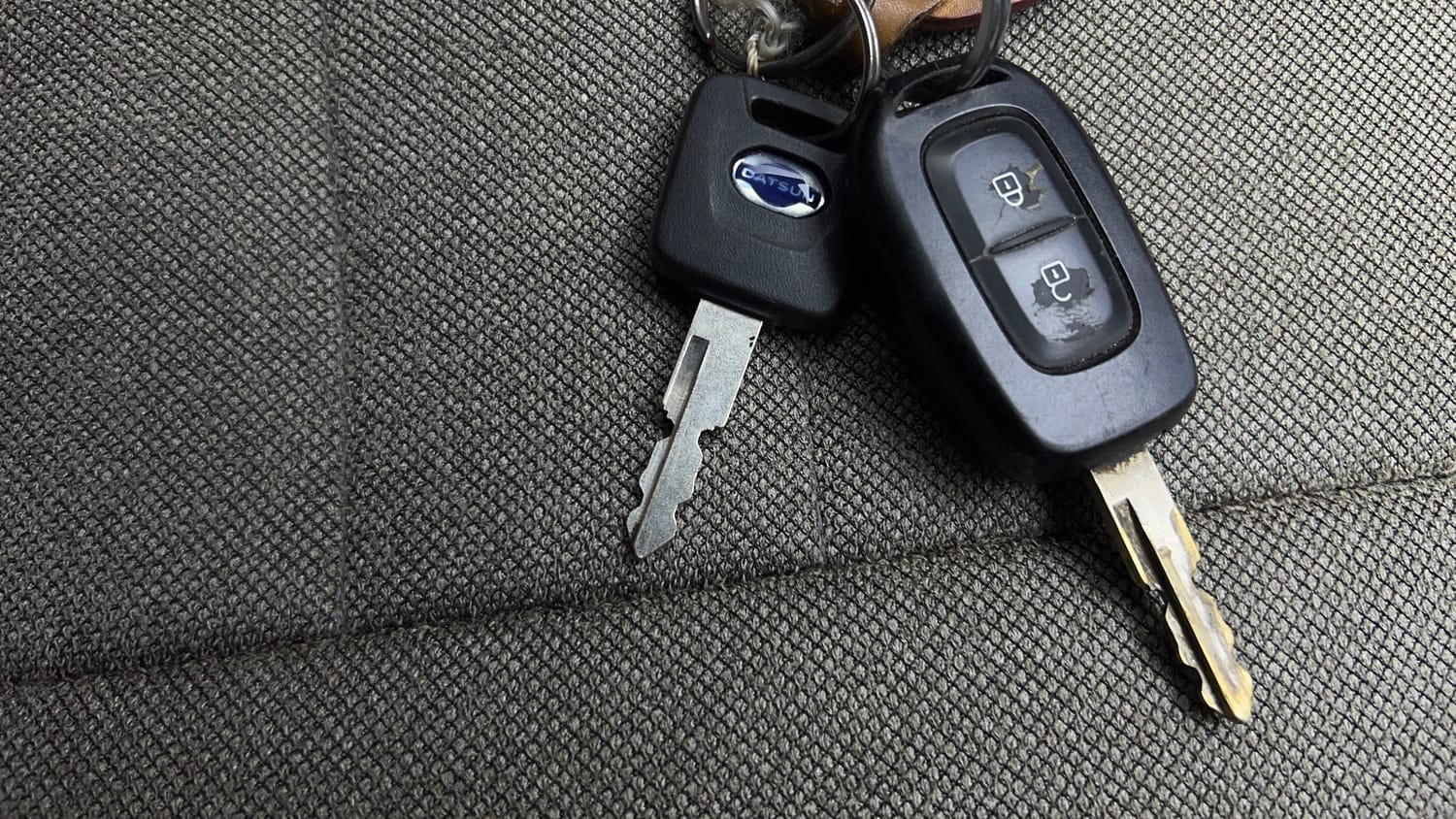 Used 2017 Datsun Redi-GO T (O) Petrol Manual extra CAR KEY VIEW