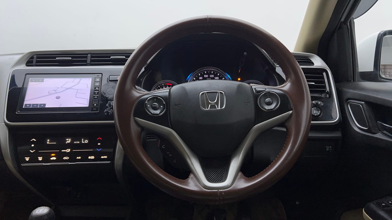 Used 2022 Honda City 4th Generation V Petrol Petrol Manual interior STEERING VIEW