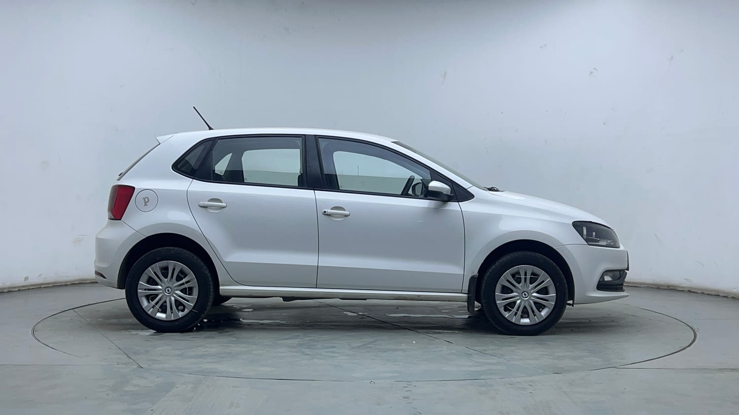 Used 2017 Volkswagen Polo Comfortline 1.2L (P) Petrol Manual exterior RIGHT SIDE VIEW
