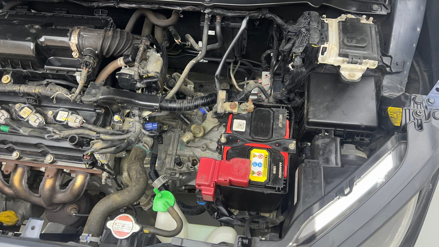 Used 2024 Maruti Suzuki Ignis Sigma 1.2 MT Petrol Manual engine ENGINE LEFT SIDE VIEW