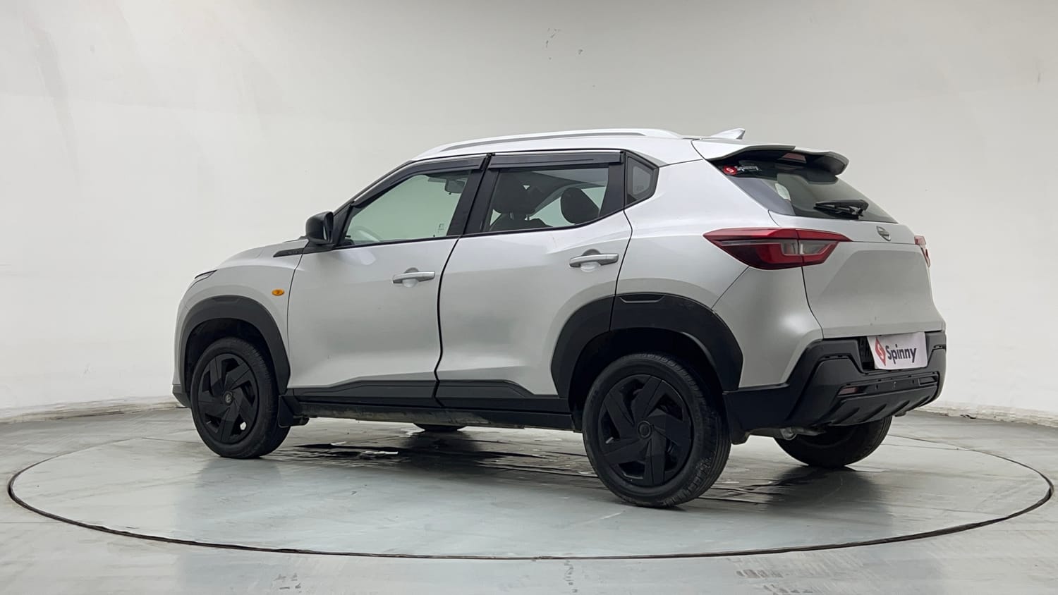 Used 2022 Nissan Magnite XE Petrol Manual exterior LEFT REAR CORNER VIEW