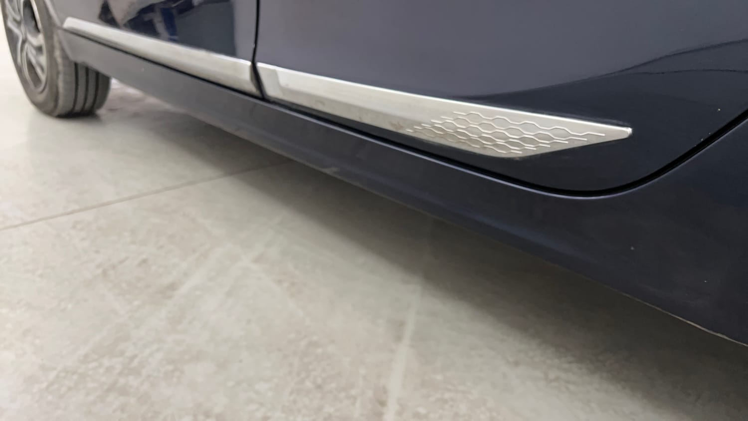 Used 2022 Tata Tigor XZ Plus CNG Cng Manual dents MINOR SCRATCH